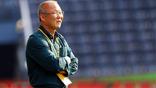 Huấn luyện viên trưởng của U23 Việt Nam là người nước nào?